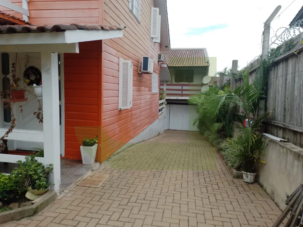 Comprar Casa / Residencial em S&atilde;o Leopoldo R$ 450.000,00 - Foto 7