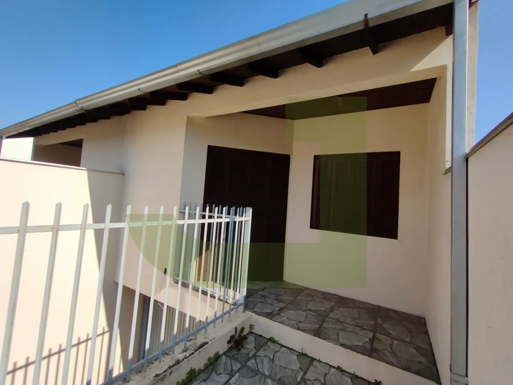 Comprar Casa / Residencial em S&atilde;o Leopoldo R$ 300.000,00 - Foto 1