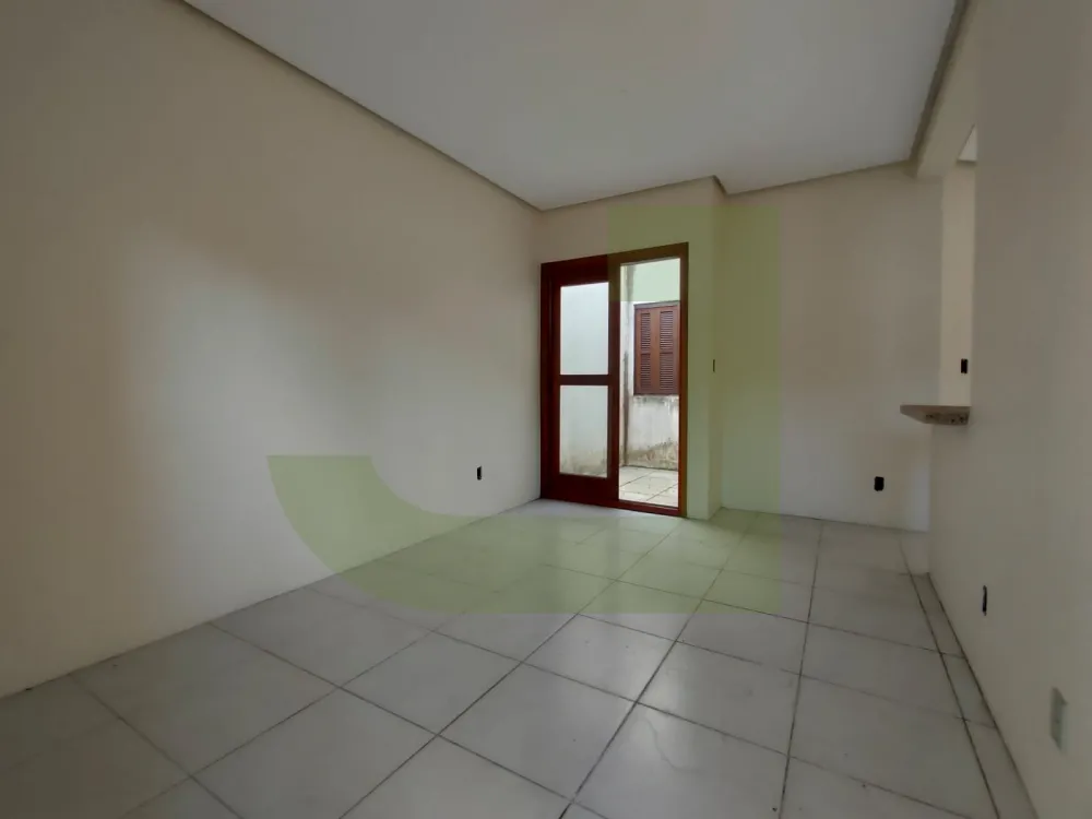 Comprar Casa / Residencial em S&atilde;o Leopoldo R$ 300.000,00 - Foto 4