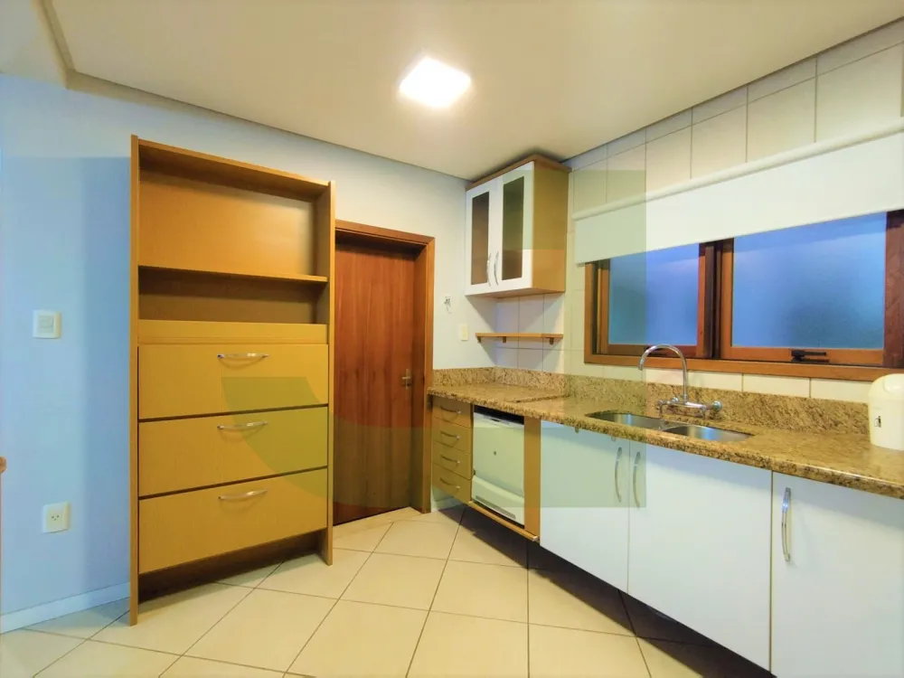 Alugar Apartamento / Padr&atilde;o em S&atilde;o Leopoldo R$ 3.700,00 - Foto 14