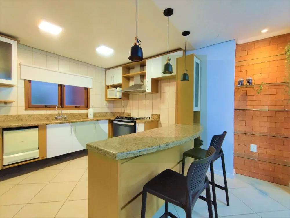 Alugar Apartamento / Padr&atilde;o em S&atilde;o Leopoldo R$ 3.700,00 - Foto 12