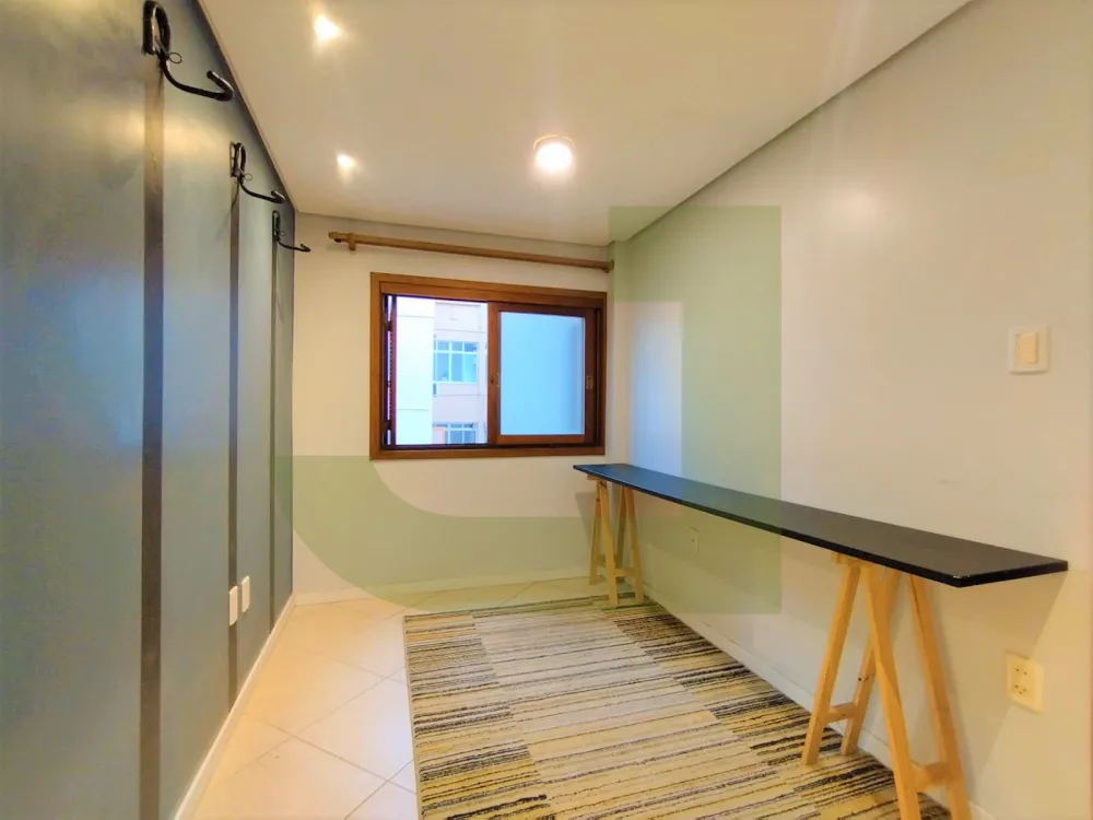 Alugar Apartamento / Padr&atilde;o em S&atilde;o Leopoldo R$ 3.700,00 - Foto 4