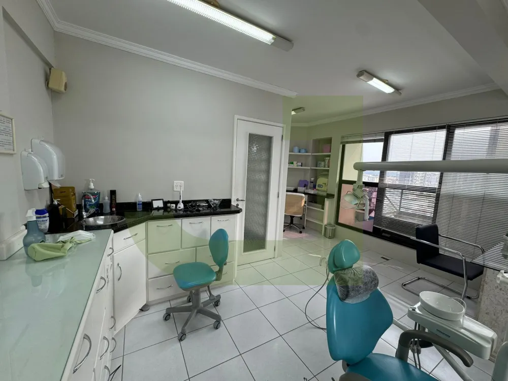 Comprar Comercial / Sala comercial em condom&iacute;nio em S&atilde;o Leopoldo R$ 318.000,00 - Foto 2