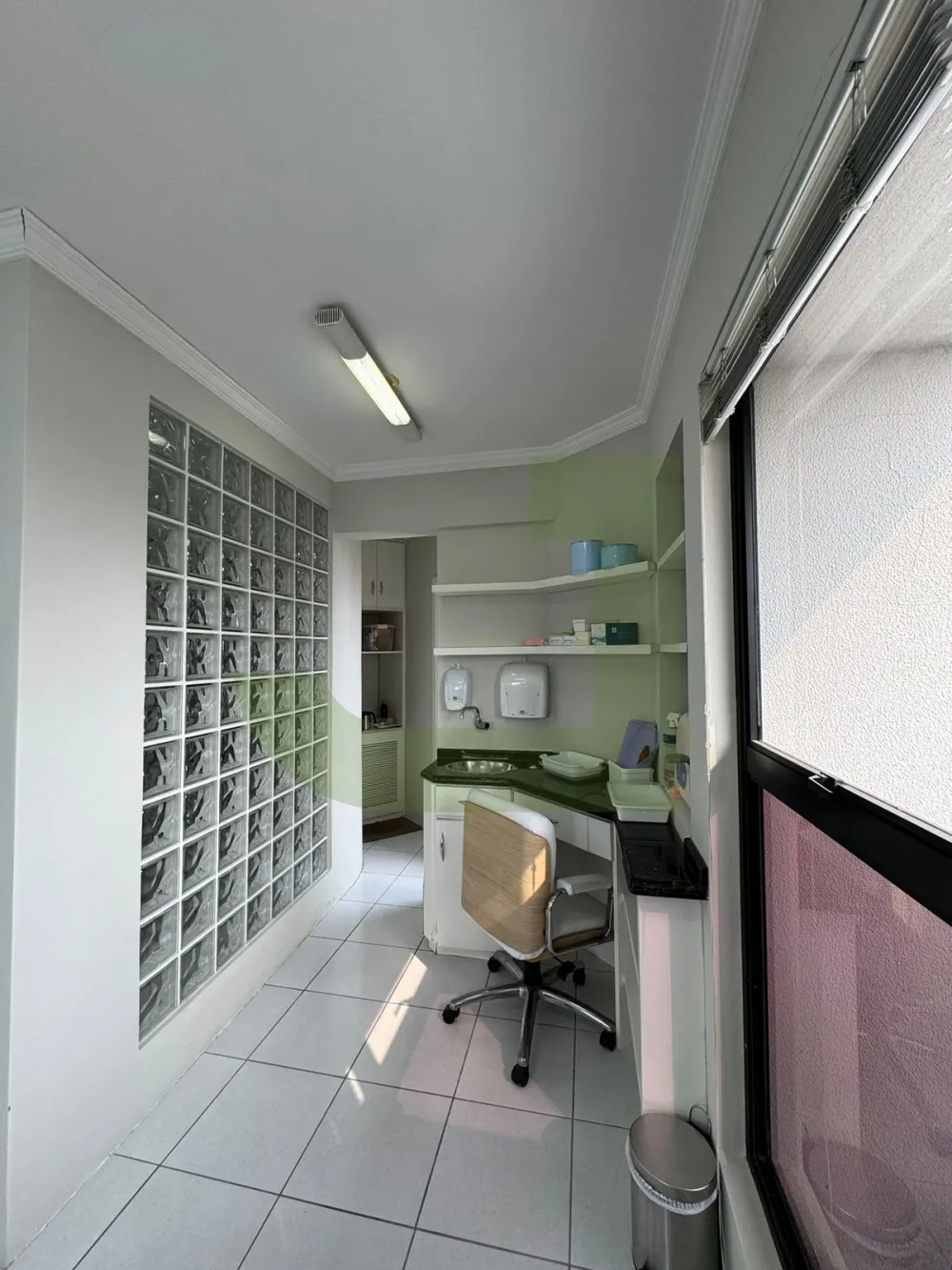 Comprar Comercial / Sala comercial em condom&iacute;nio em S&atilde;o Leopoldo R$ 318.000,00 - Foto 5