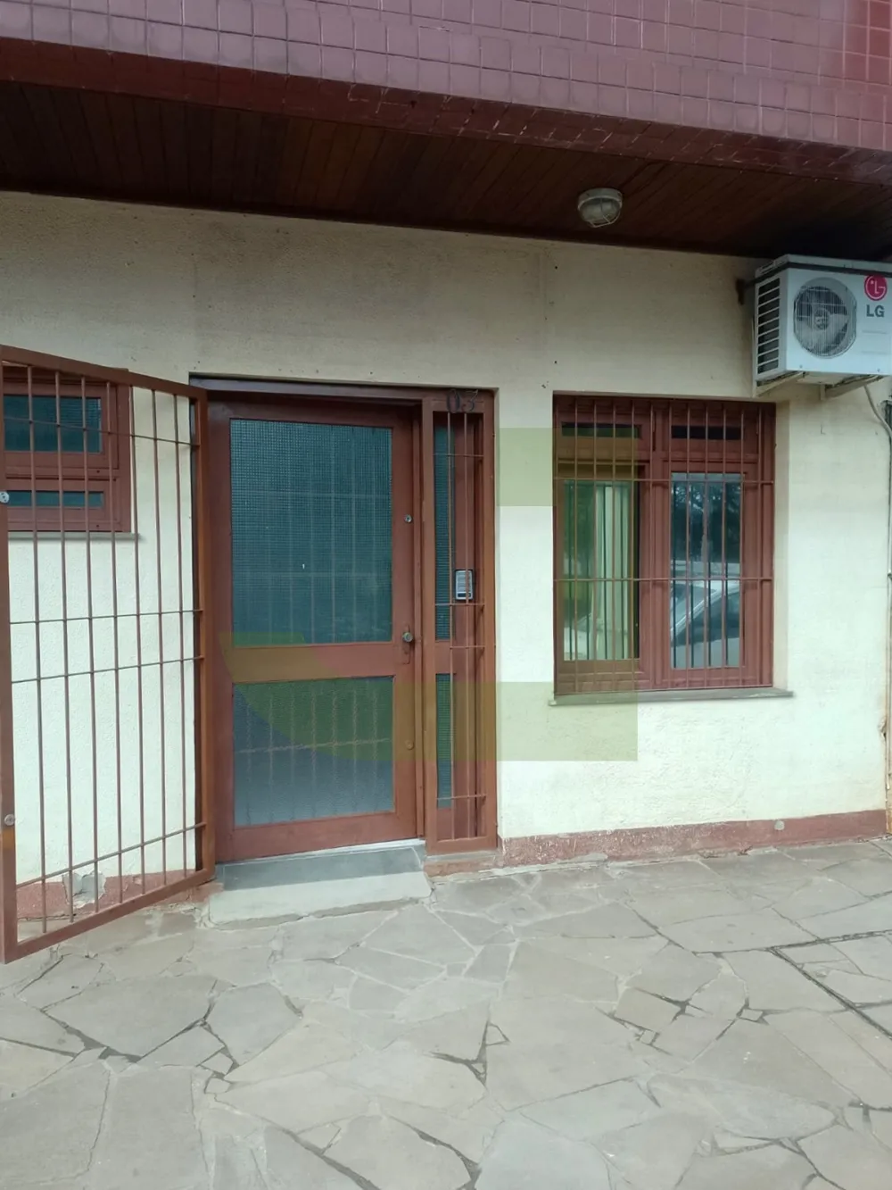 Alugar Comercial / Loja em Condom&iacute;nio em S&atilde;o Leopoldo R$ 1.200,00 - Foto 1
