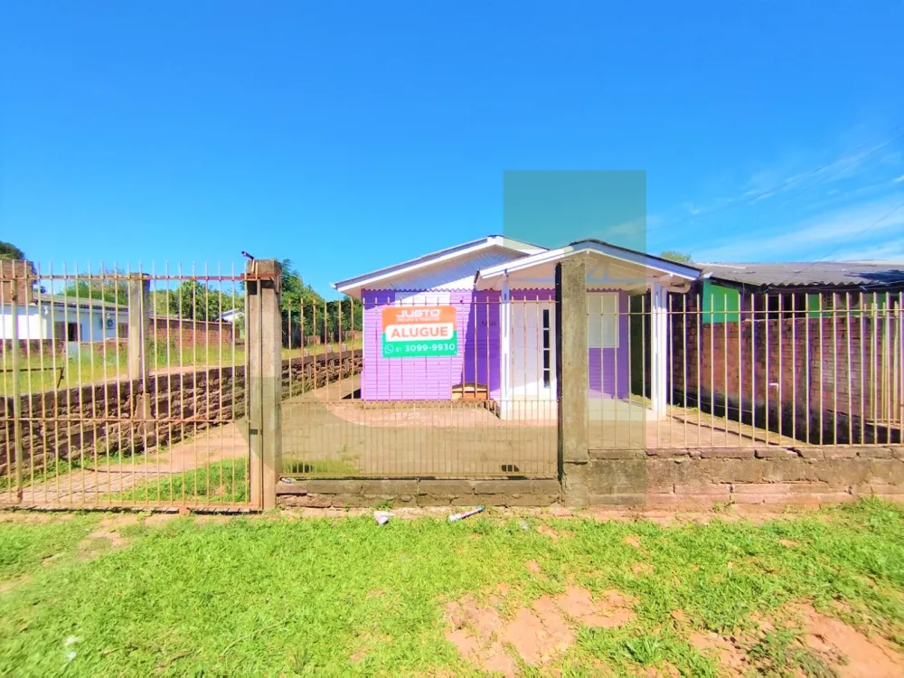 Alugar Casa / Residencial em S&atilde;o Leopoldo R$ 1.450,00 - Foto 1