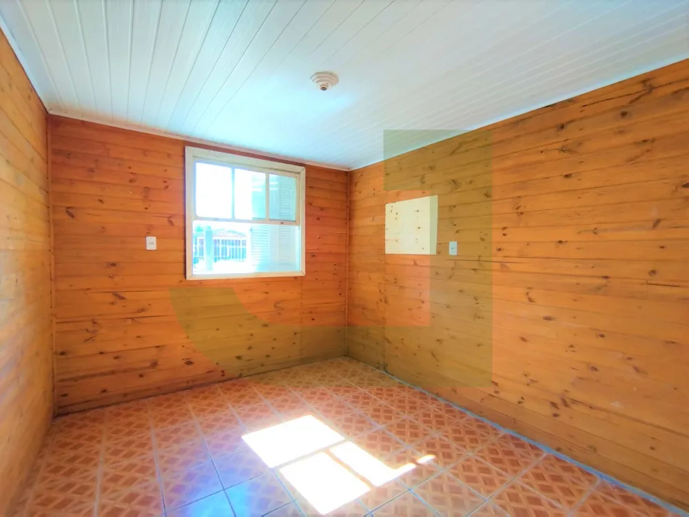 Alugar Casa / Residencial em S&atilde;o Leopoldo R$ 1.450,00 - Foto 4