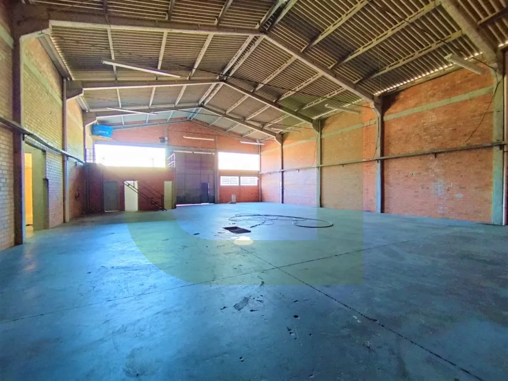 Alugar Comercial / Pavilh&atilde;o em Novo Hamburgo R$ 9.000,00 - Foto 4