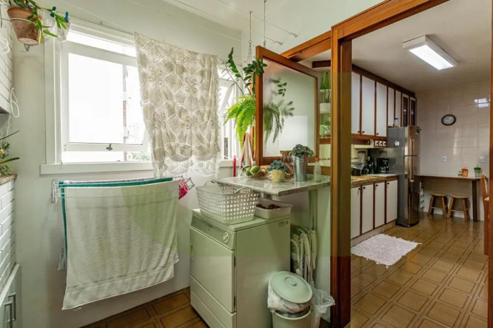 Comprar Apartamento / Padr&atilde;o em Novo Hamburgo R$ 460.000,00 - Foto 6