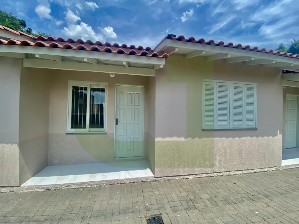 Comprar Casa / Residencial em S&atilde;o Leopoldo R$ 350.000,00 - Foto 1