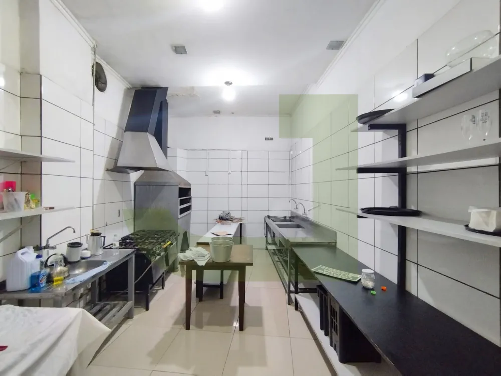 Alugar Comercial / Pr&eacute;dio em S&atilde;o Leopoldo R$ 10.000,00 - Foto 11
