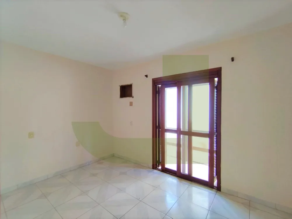 Alugar Casa / Residencial em S&atilde;o Leopoldo R$ 2.000,00 - Foto 4
