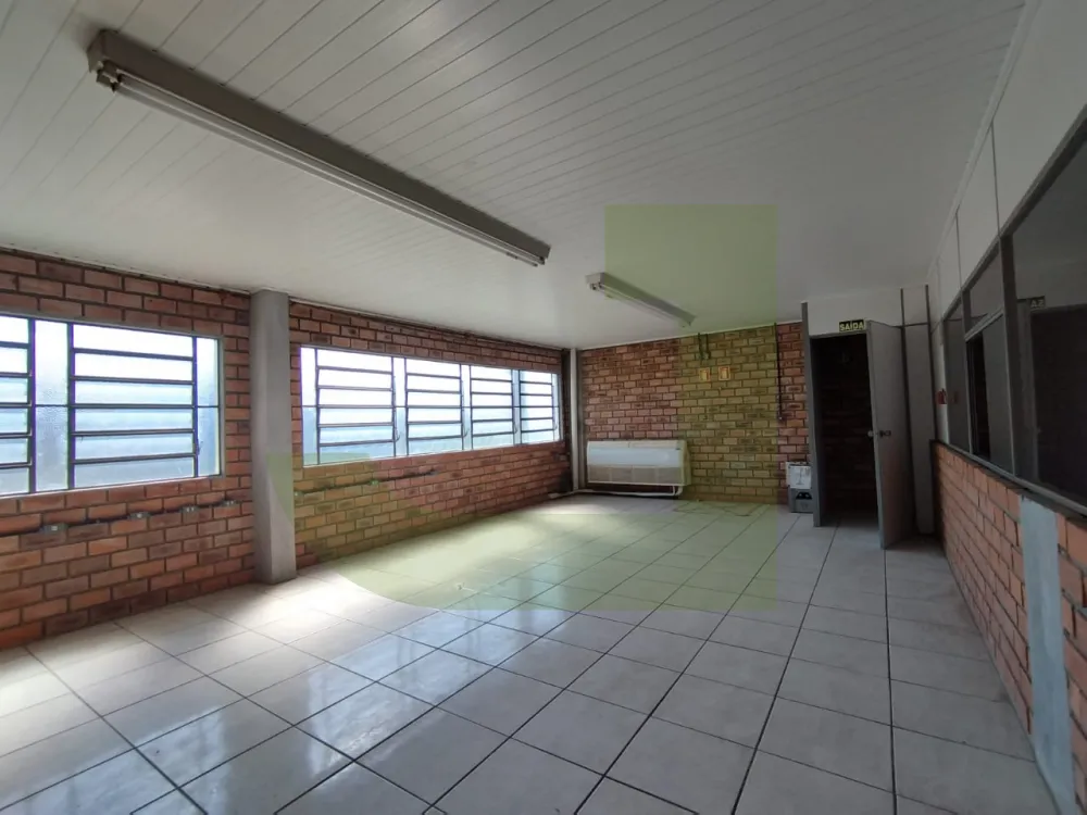 Alugar Comercial / Pavilh&atilde;o em Novo Hamburgo R$ 12.500,00 - Foto 6