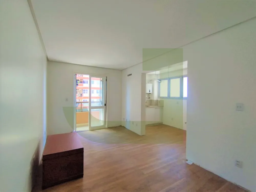 Alugar Apartamento / Padr&atilde;o em S&atilde;o Leopoldo R$ 2.500,00 - Foto 2