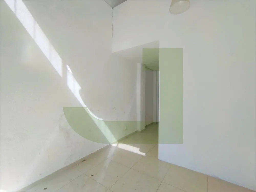 Alugar Comercial / Loja em Condom&iacute;nio em S&atilde;o Leopoldo R$ 1.100,00 - Foto 3