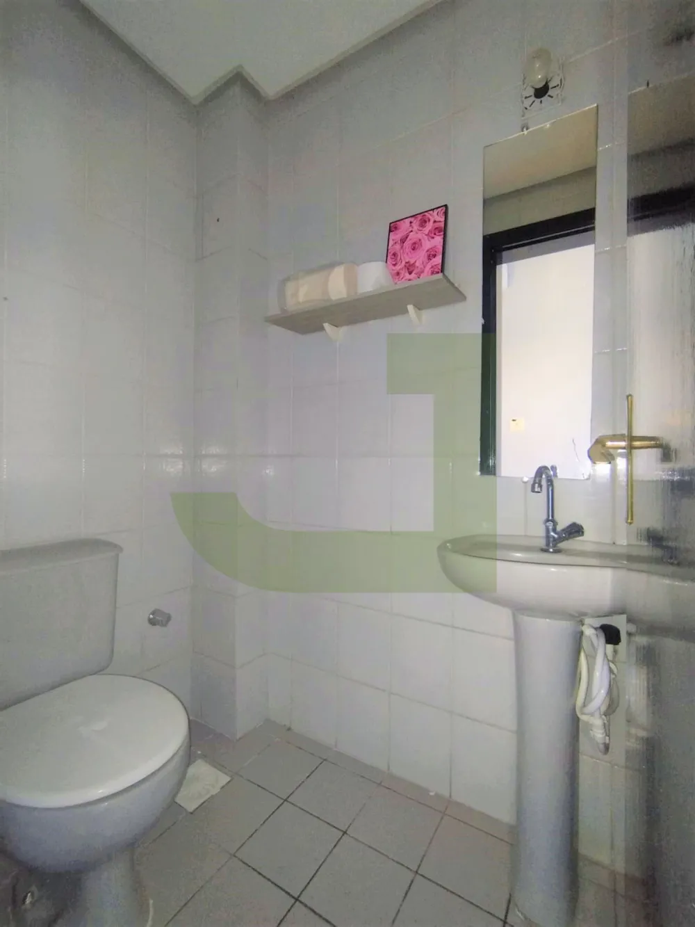 Alugar Comercial / Loja em Condom&iacute;nio em S&atilde;o Leopoldo R$ 1.100,00 - Foto 5