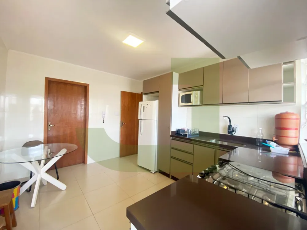 Alugar Apartamento / Padr&atilde;o em S&atilde;o Leopoldo R$ 3.200,00 - Foto 8