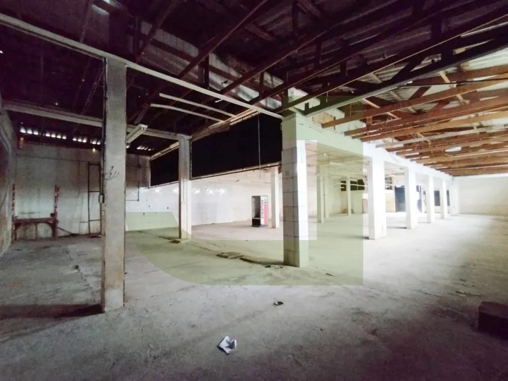 Alugar Comercial / Pavilh&atilde;o em S&atilde;o Leopoldo R$ 5.000,00 - Foto 4