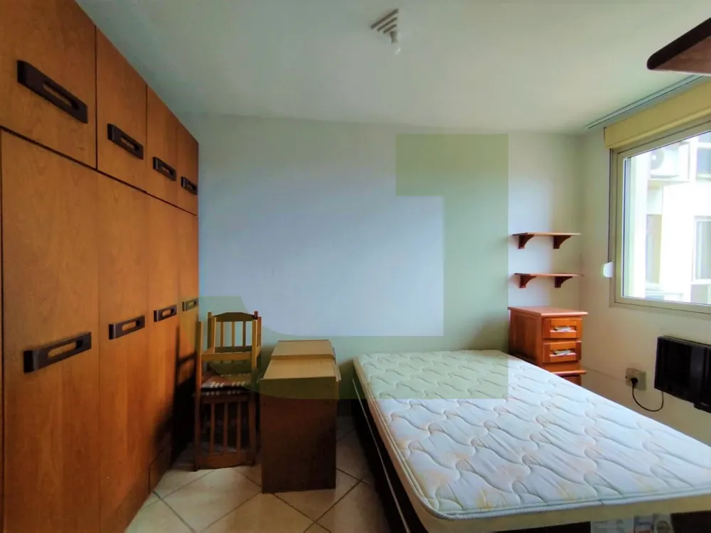 Alugar Apartamento / Padr&atilde;o em S&atilde;o Leopoldo R$ 1.400,00 - Foto 3