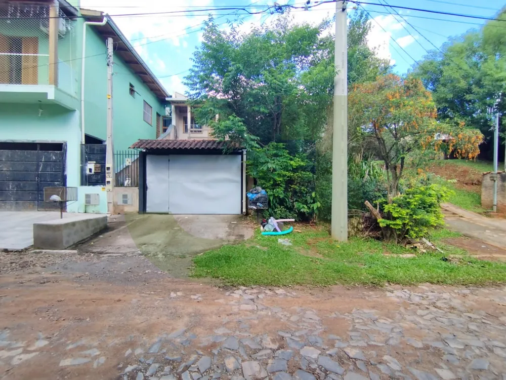 Alugar Casa / Residencial em S&atilde;o Leopoldo R$ 1.900,00 - Foto 2