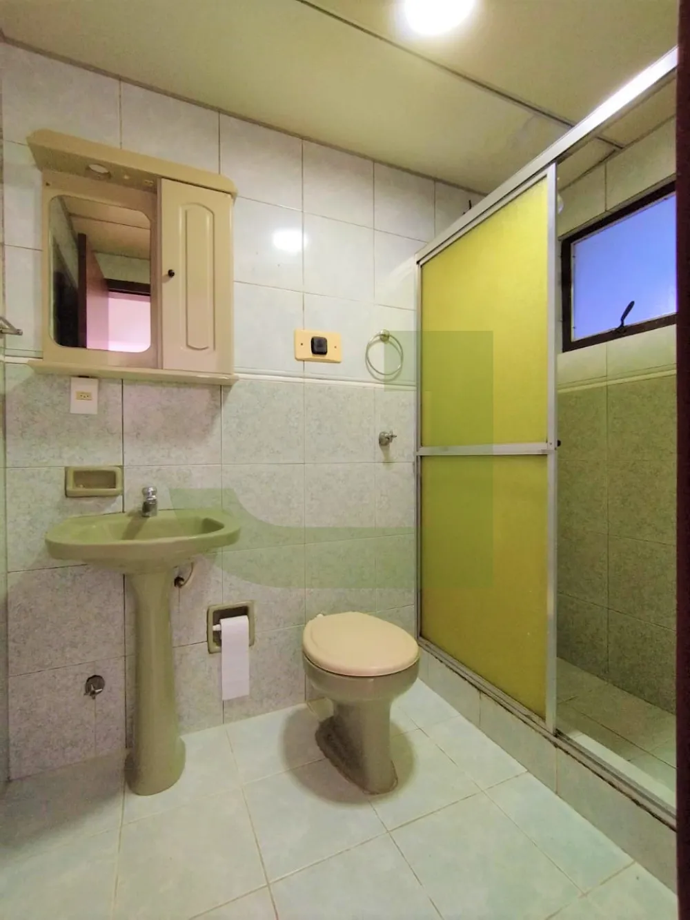 Alugar Apartamento / Padr&atilde;o em S&atilde;o Leopoldo R$ 1.100,00 - Foto 4