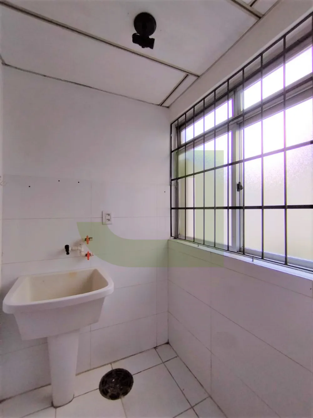 Alugar Apartamento / Padr&atilde;o em S&atilde;o Leopoldo R$ 1.100,00 - Foto 6