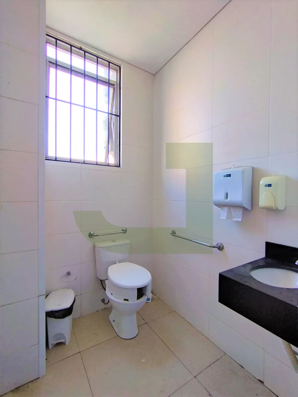 Alugar Comercial / Loja em Condom&iacute;nio em Novo Hamburgo R$ 10.500,00 - Foto 17