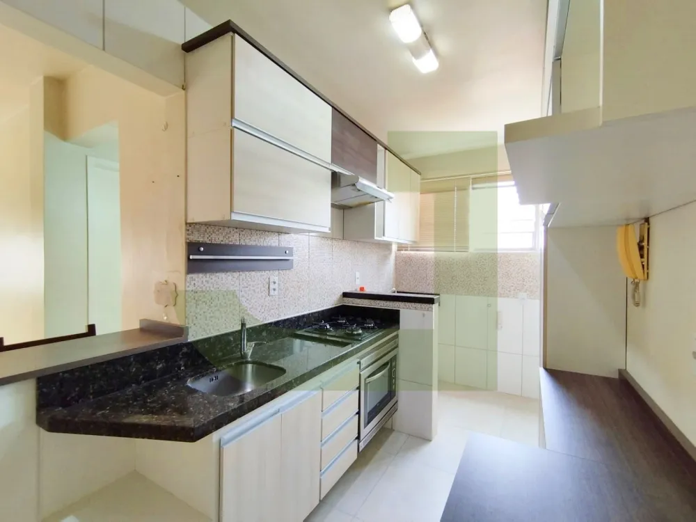 Alugar Apartamento / Padr&atilde;o em S&atilde;o Leopoldo R$ 1.600,00 - Foto 5