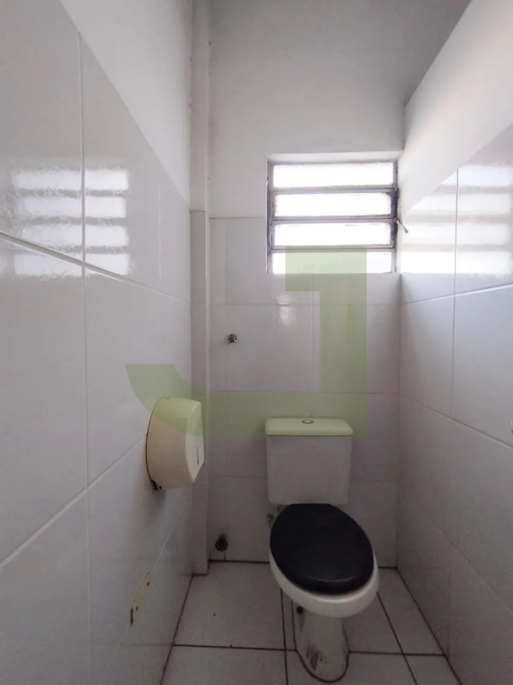 Alugar Comercial / Loja em Novo Hamburgo R$ 15.000,00 - Foto 8