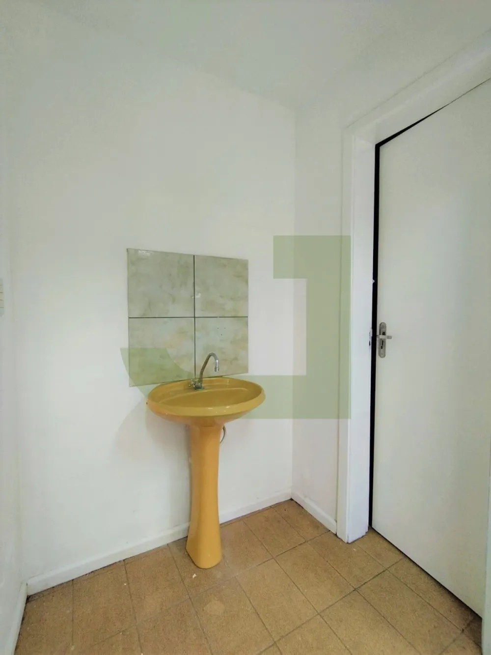 Alugar Comercial / Loja em Condom&iacute;nio em S&atilde;o Leopoldo R$ 6.000,00 - Foto 12