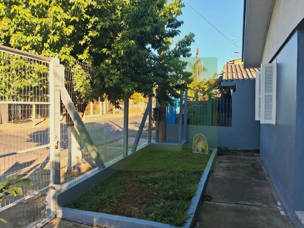 Alugar Casa / Residencial em S&atilde;o Leopoldo R$ 1.350,00 - Foto 3