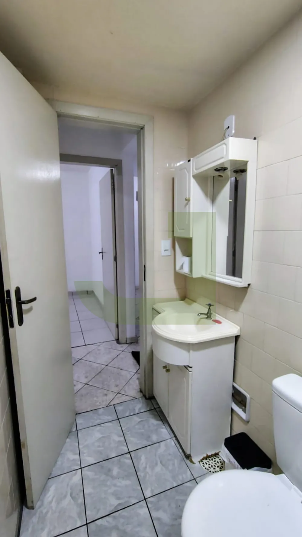 Alugar Apartamento / Padr&atilde;o em S&atilde;o Leopoldo R$ 680,00 - Foto 4