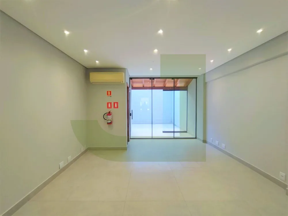 Alugar Comercial / Loja em Condom&iacute;nio em S&atilde;o Leopoldo R$ 5.000,00 - Foto 7