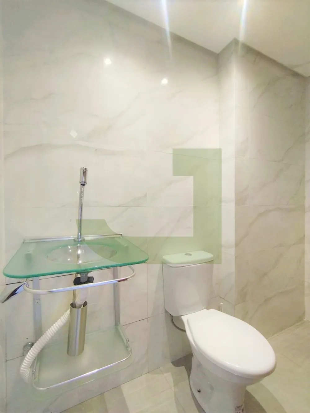 Alugar Comercial / Loja em Condom&iacute;nio em S&atilde;o Leopoldo R$ 5.000,00 - Foto 10