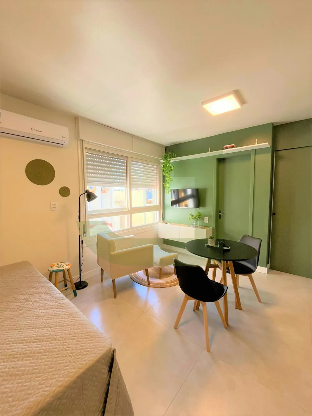 Alugar Apartamento / Padr&atilde;o em S&atilde;o Leopoldo R$ 1.500,00 - Foto 2