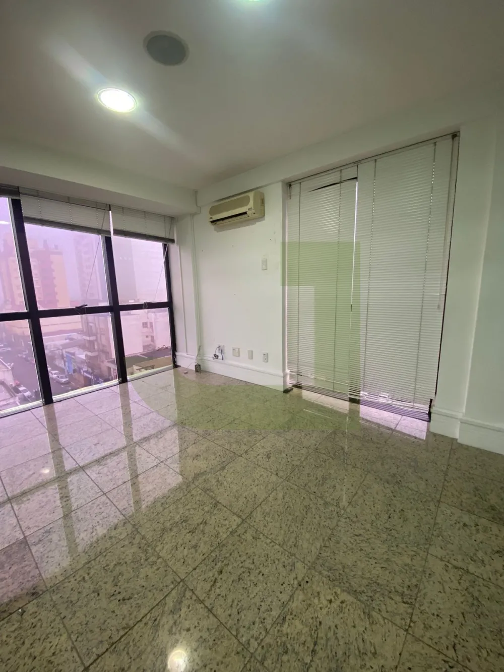 Alugar Comercial / Sala comercial em condom&iacute;nio em S&atilde;o Leopoldo R$ 5.600,00 - Foto 4