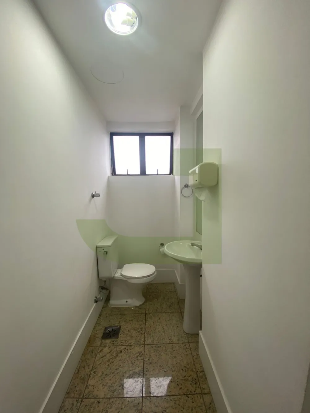 Alugar Comercial / Sala comercial em condom&iacute;nio em S&atilde;o Leopoldo R$ 5.600,00 - Foto 9