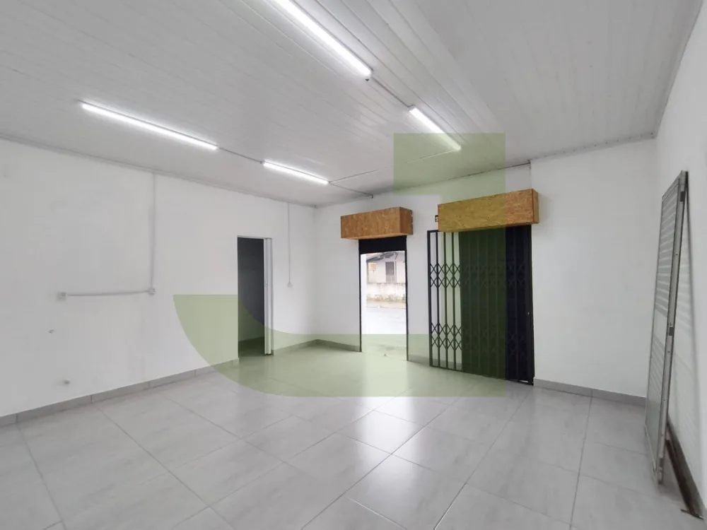 Alugar Comercial / Loja em S&atilde;o Leopoldo R$ 1.200,00 - Foto 4