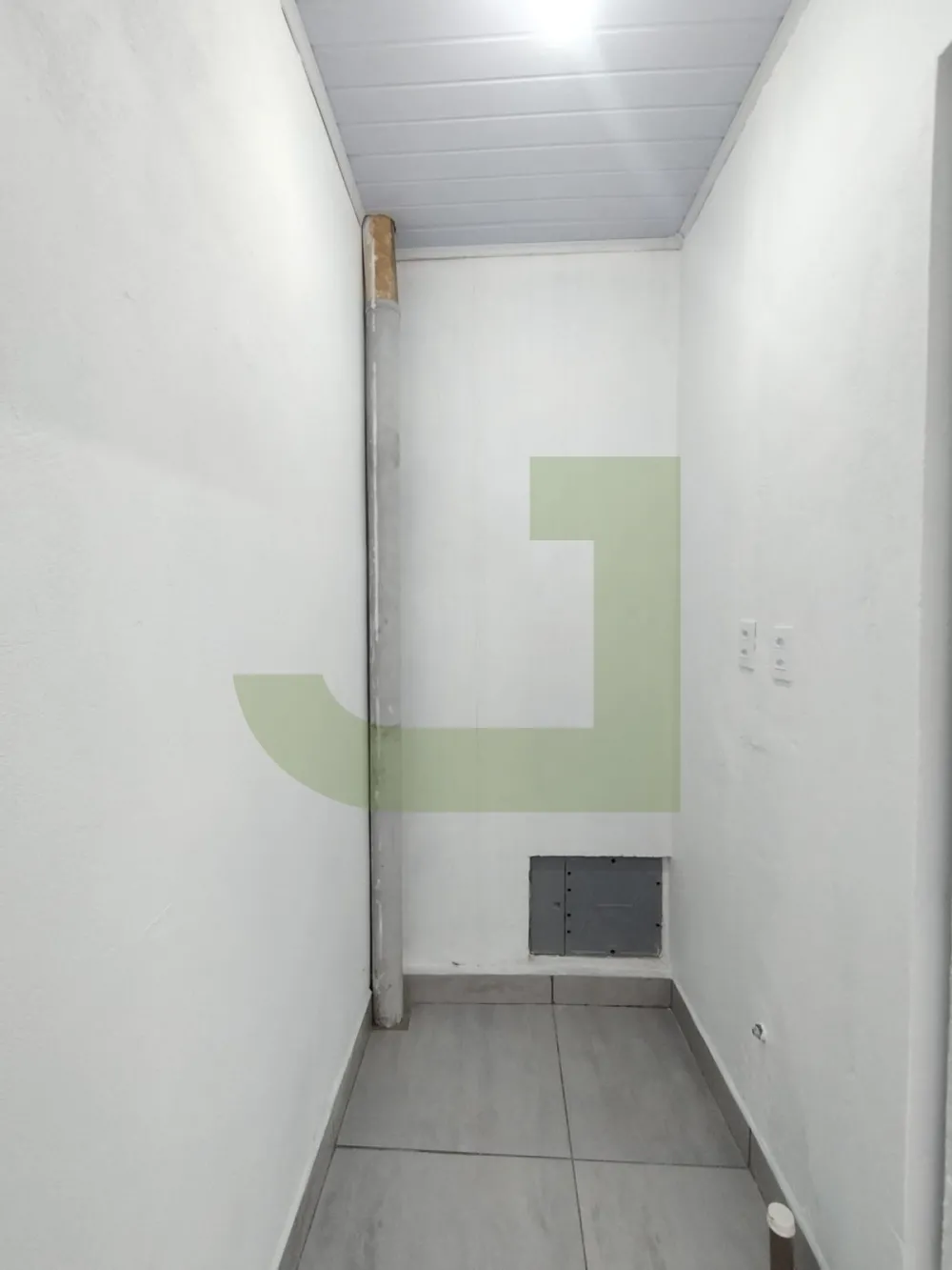 Alugar Comercial / Loja em S&atilde;o Leopoldo R$ 1.200,00 - Foto 6