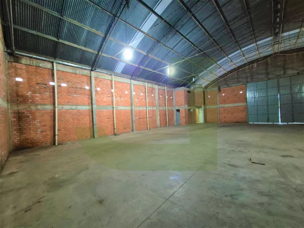Alugar Comercial / Pavilh&atilde;o em S&atilde;o Leopoldo R$ 12.000,00 - Foto 8