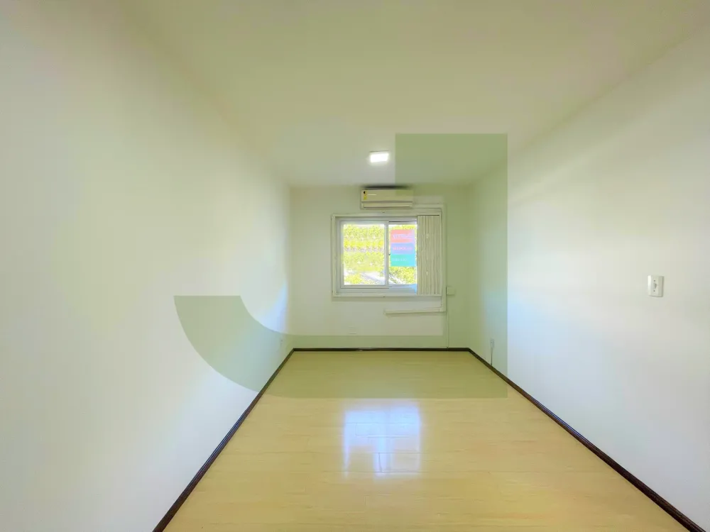 Alugar Apartamento / Padr&atilde;o em S&atilde;o Leopoldo R$ 1.350,00 - Foto 1