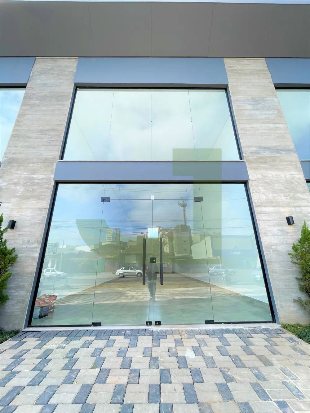 Alugar Comercial / Loja em S&atilde;o Leopoldo R$ 6.500,00 - Foto 1