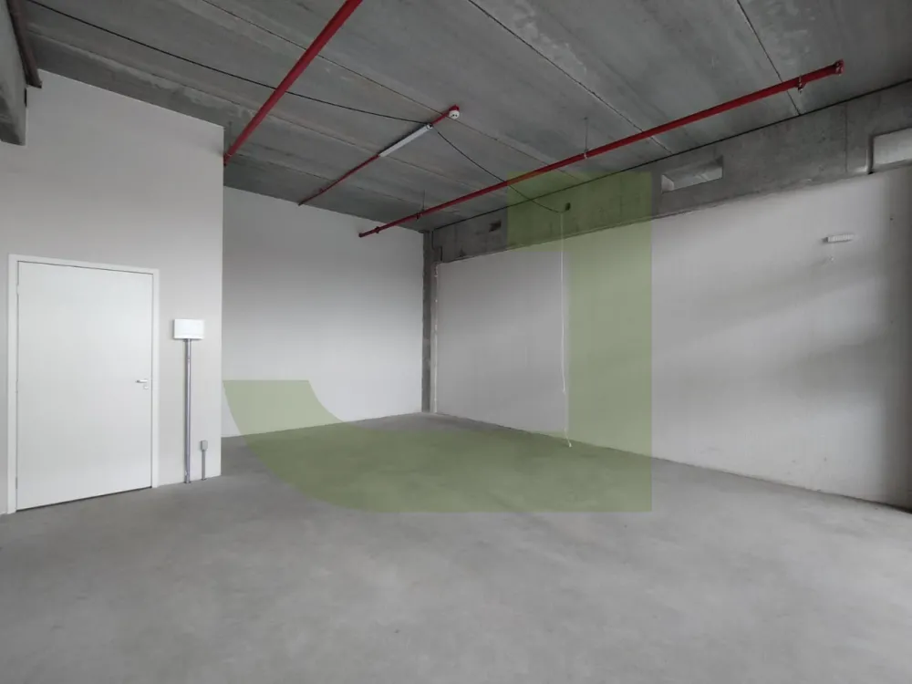 Alugar Comercial / Loja em Condom&iacute;nio em S&atilde;o Leopoldo R$ 5.600,00 - Foto 2