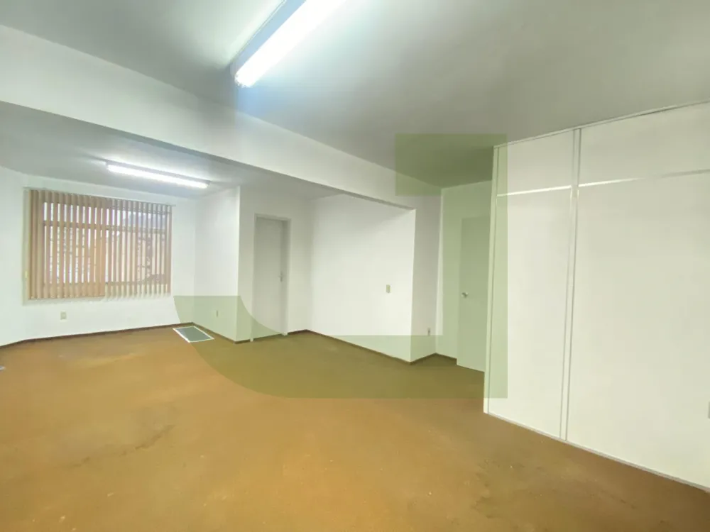 Comprar Comercial / Sala comercial em condom&iacute;nio em S&atilde;o Leopoldo R$ 170.000,00 - Foto 5