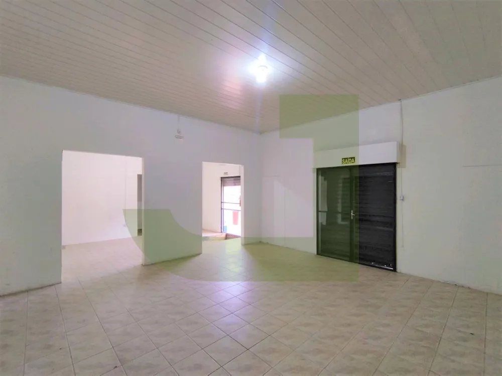 Alugar Comercial / Loja em S&atilde;o Leopoldo R$ 3.200,00 - Foto 4