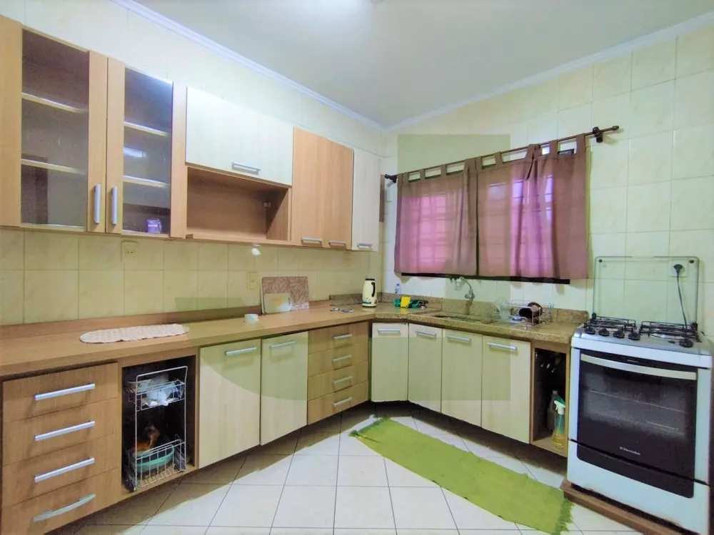 Alugar Casa / Residencial em S&atilde;o Leopoldo R$ 4.500,00 - Foto 15