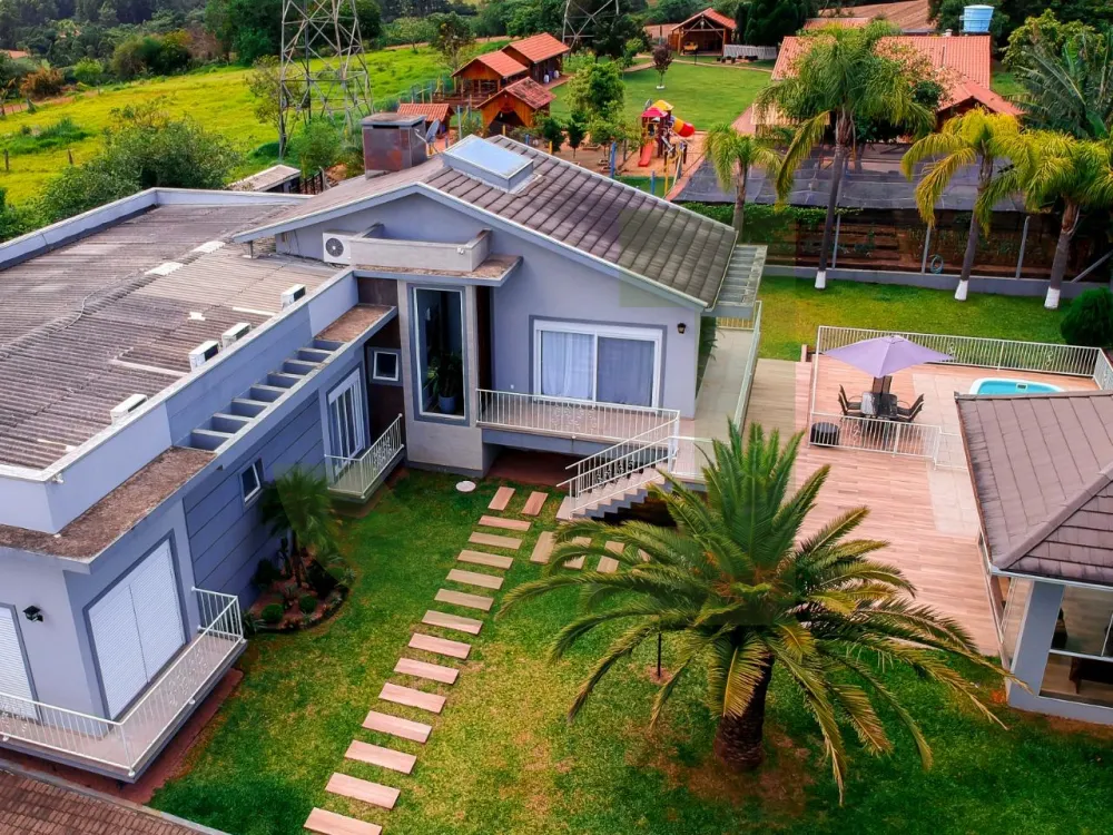 Comprar Casa / Residencial em Novo Hamburgo R$ 2.800.000,00 - Foto 2