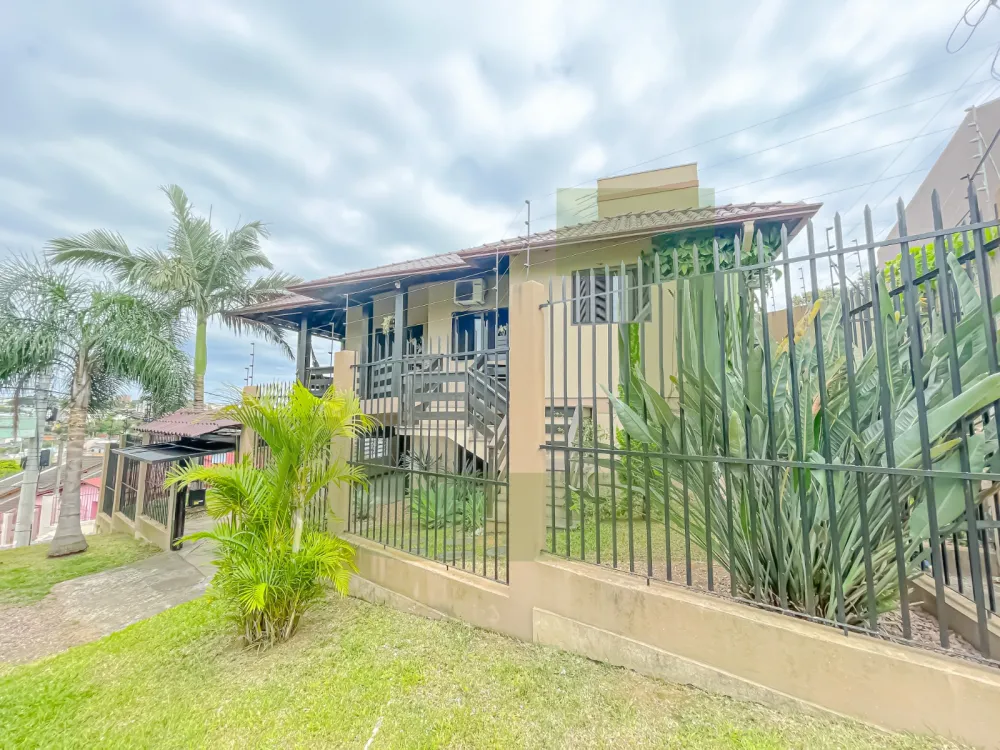 Alugar Casa / Residencial em S&atilde;o Leopoldo R$ 3.700,00 - Foto 1