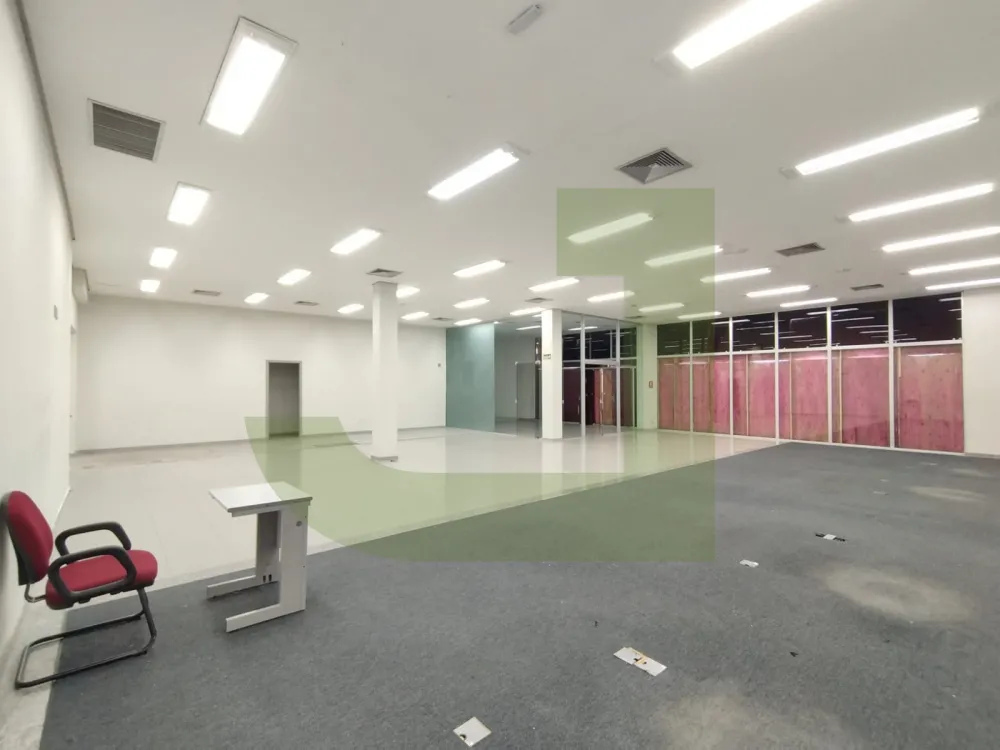 Alugar Comercial / Loja em Port&atilde;o R$ 12.000,00 - Foto 7