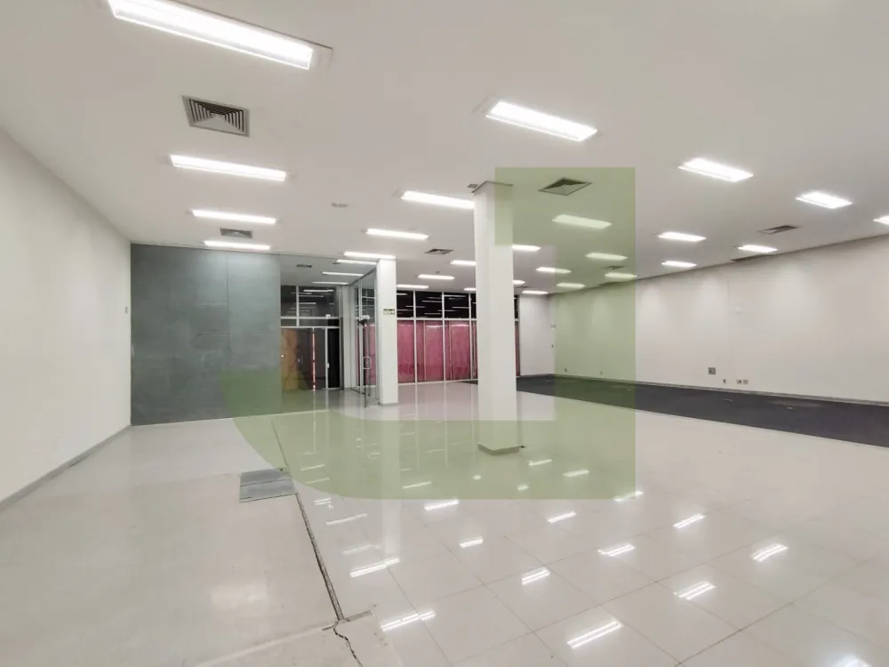 Alugar Comercial / Loja em Port&atilde;o R$ 12.000,00 - Foto 16